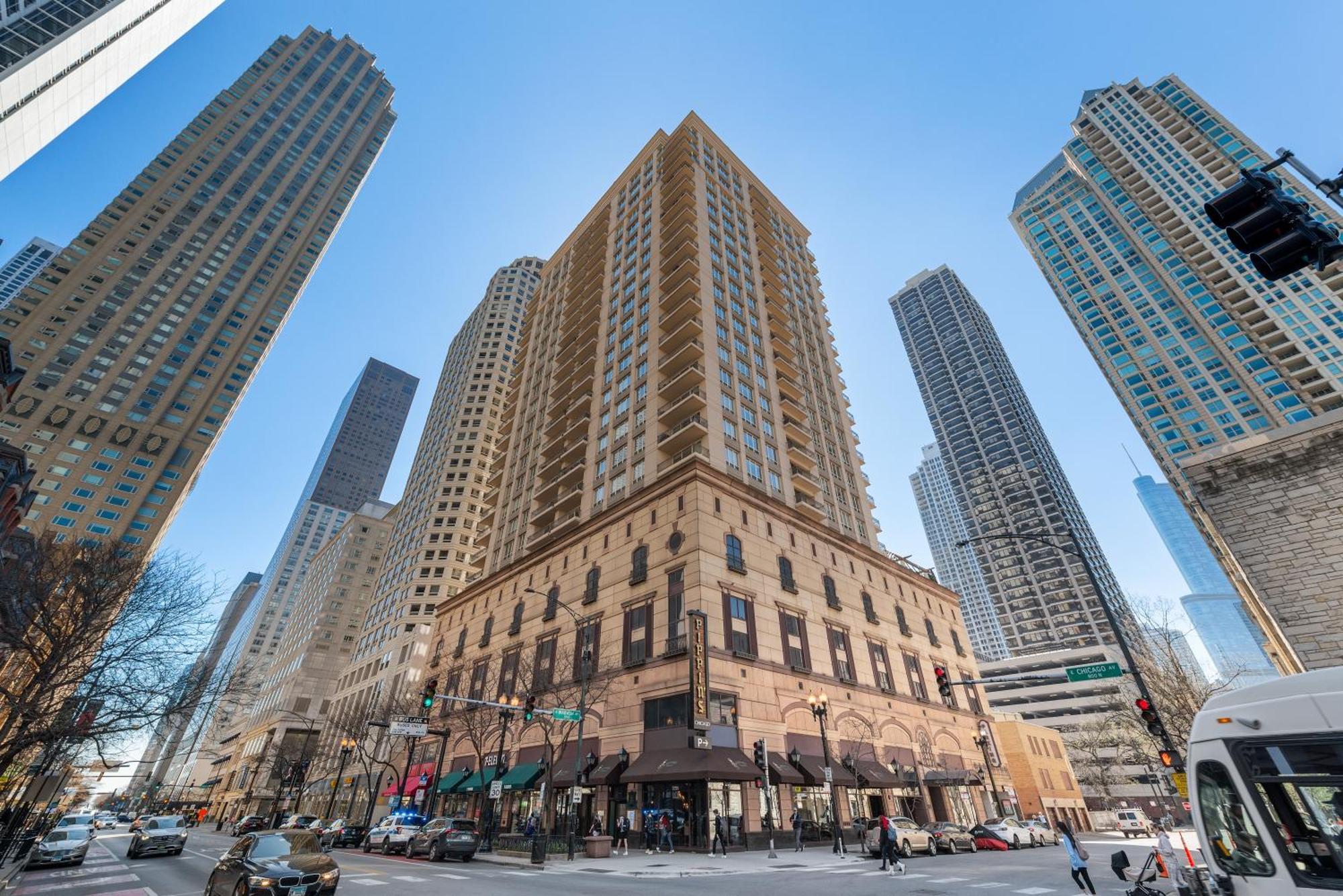 The Bernardin Gold Coast Luxury Apartments Near Magnificent Mile Chicago Zimmer foto